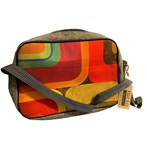 MODERN CROSSBODY BAG IN FELT NESI LINE Ingrosso BERTONI Laptop Bag - Picture 1 of 4